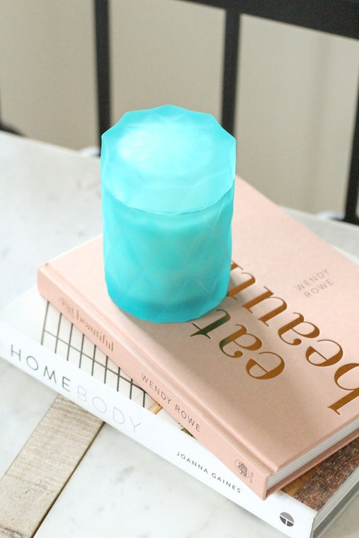 La Lueur Coconut Lily Luxury Coconut Wax Candle