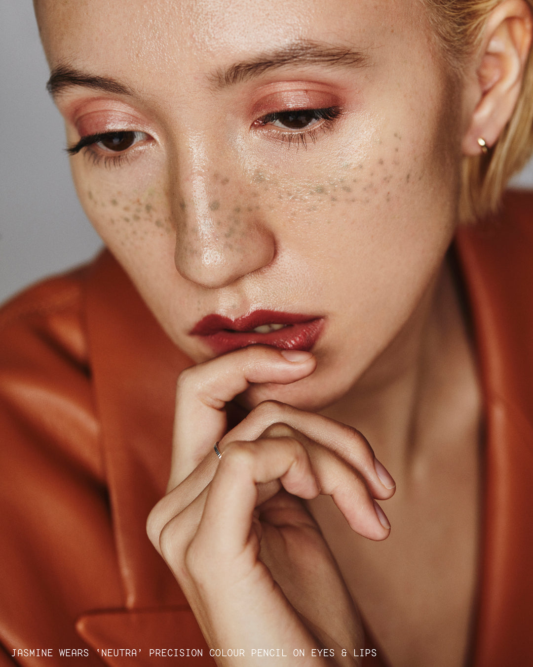 19/99 Beauty Lips Cheeks Eyes Precision Colour Pencil