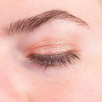 La Crique Beauty { LIQUID SHADOW } Natural & Illuminating