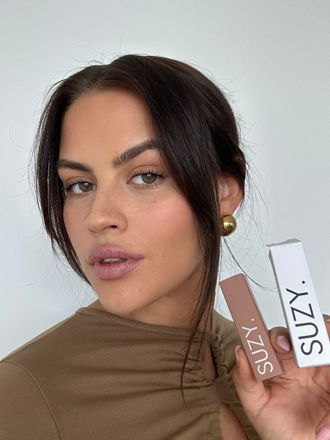 SUZY. Satin Luxe Lipstick