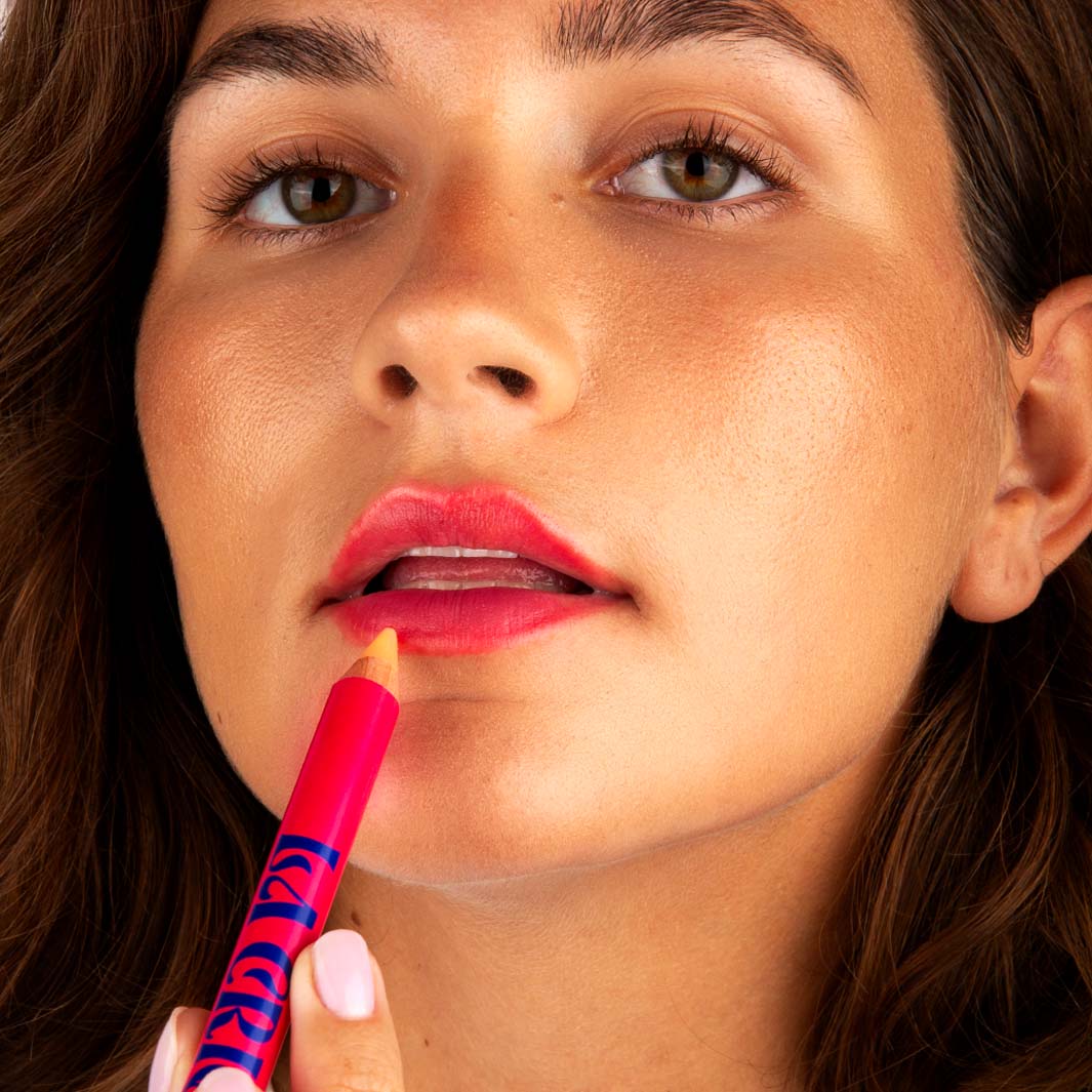 La Crique Beauty pH-Reactive Lip Balm Pencil