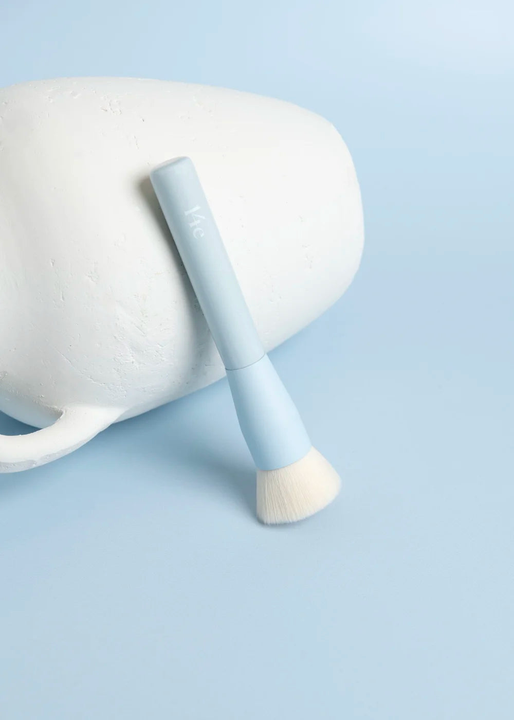 14e Cosmetics Brush: Flat Top Foundation