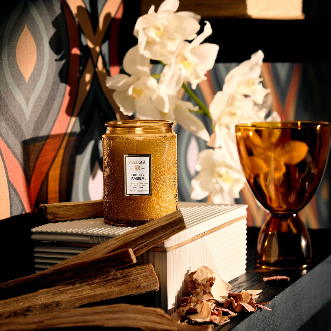 Voluspa Japonica Small Jar + Lid Candle {50hr}