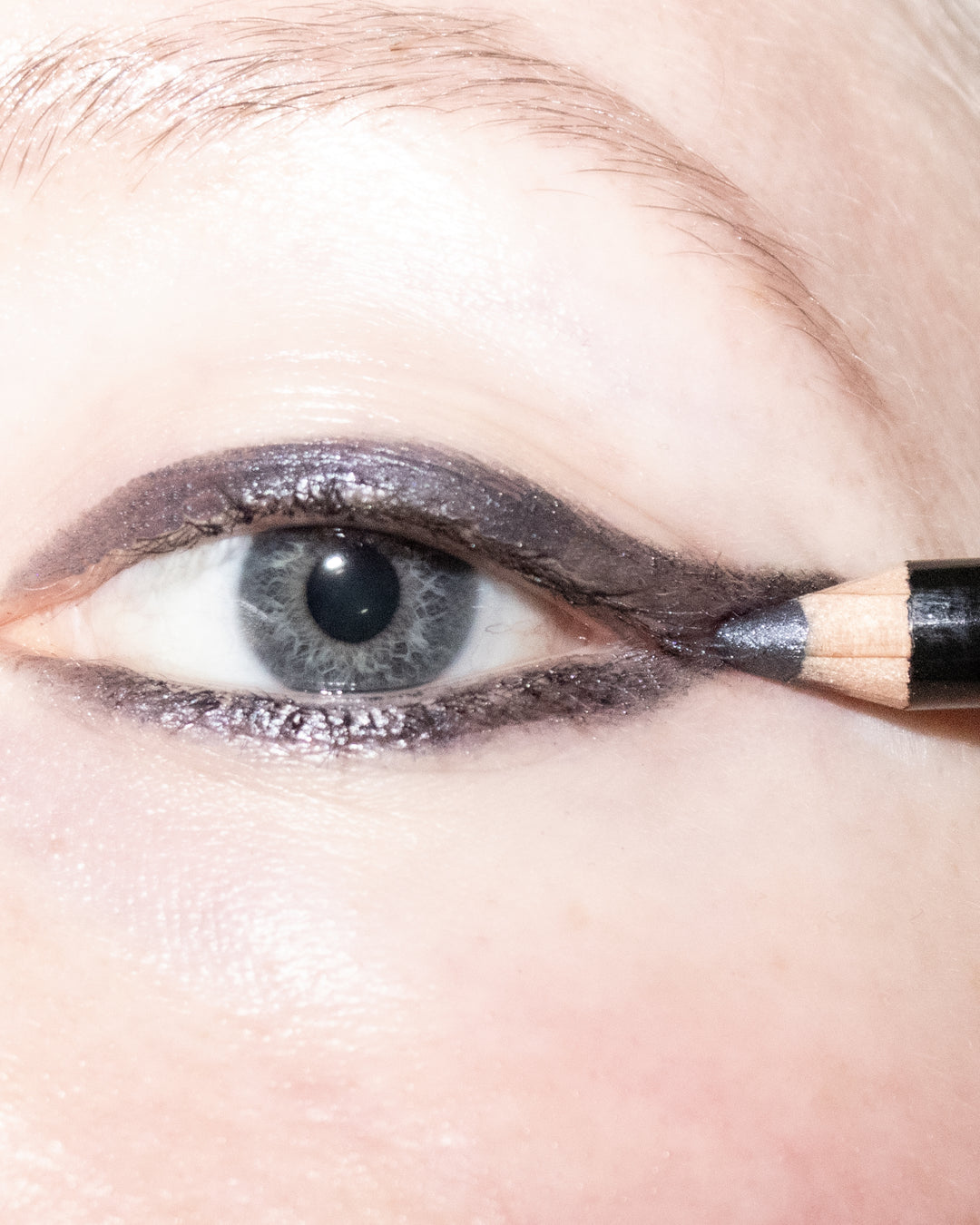 19/99 Beauty Lips Cheeks Eyes Precision Colour Pencil